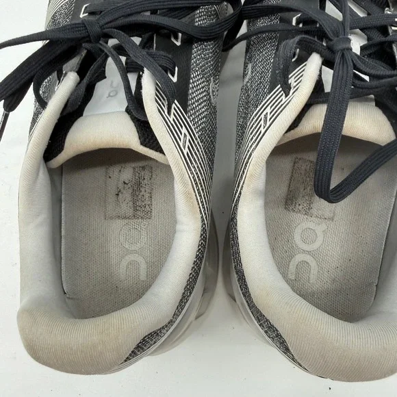 On Cloud Running Shoes Mens 9.5 Black Glacier Cloudgo Sneakers - Picture 9 of 9